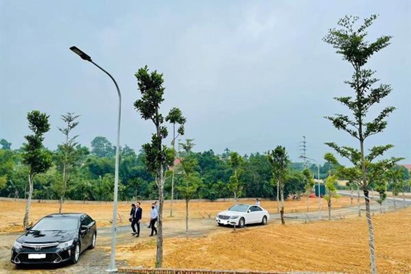 Đầu tư bất động sản lúc này - Chỗ nào cũng tăng giá