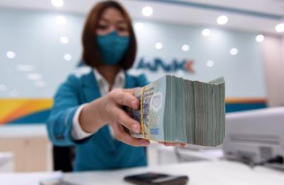 Lãi suất giảm xuống thấp, dòng tiền có xu hướng đổ vào đầu tư bất động sản
