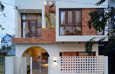 Nhà phố đẹp kết hợp yếu tố tự nhiên nhưng vẫn giữ được sự riêng tư