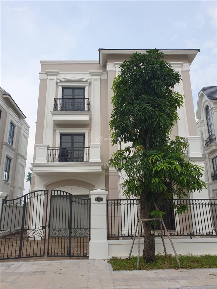 Cần bán những căn ngộp ngân hàng, chủ nhà cần bán nhanh, song lập 250m2 giá 35 tỷ,  0938 449 ***