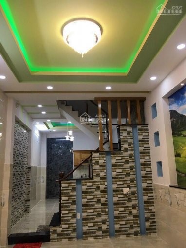 Chính chủ kẹt tiền bán gấp nhà mới xây đường 22 lê văn quới, 4x14m, đúc 4 tấm hẻm 8m xe hơi vào nhà