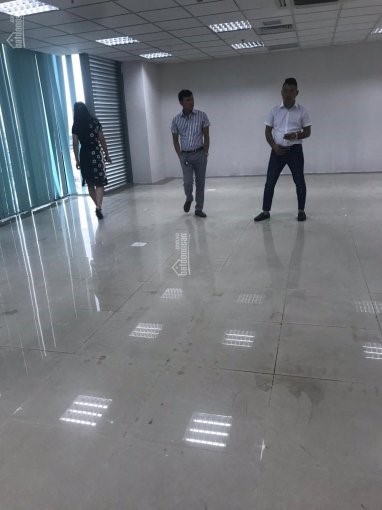Cho thuê vp tại phố dương đình nghệ, quận cầu giấy 30(m2) giá thuê 180.000đ/m2/th