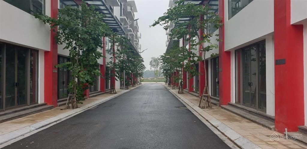 Bán căn shophouse khai sơn dt 120m2, 3 mặt đường 30m vỉa hè 8m2 kd & vp cực đẹp  0965 855 ***