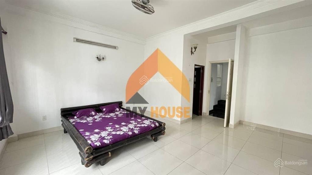 Khoan khoan đợi tí nhà thảo điền 3 lầu 3pn siêu rẻ