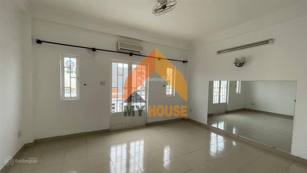 Khoan khoan đợi tí nhà thảo điền 3 lầu 3pn siêu rẻ