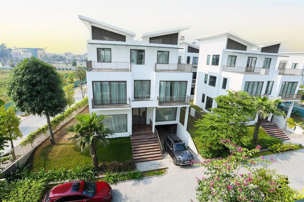 Bán cắt lỗ gấp biệt thự khai sơn hill 339m2 (lô góc) siêu vip, giá siêu mềm.  0989 386 ***