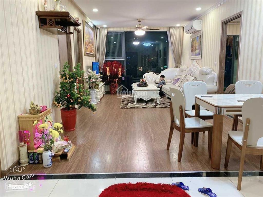 Chính chủ bán chcc bohemia 135m2 3pn 2vs, tầng 25 ban công đn, full nội thất không lấy đồ trừ giá