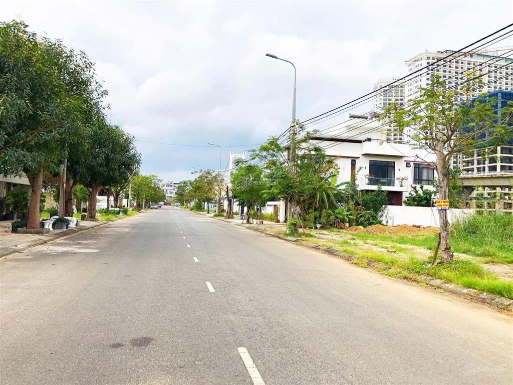 Đất phan bá vành dt 10 x 15m = 150m2. vị trí gần sông hàn