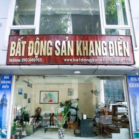 Cần bán nhà căn góc mặt phố đường thành, hoàn kiếm. dt sổ 220m2 x mt 10m. vị trí nhà đẹp nhất phố