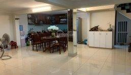 Cần bán nhà lô góc mặt ngõ phố hoàng quốc việt. dt 85m2 x 5t, mt 6m. đường ôtô tránh  cách mp 50m