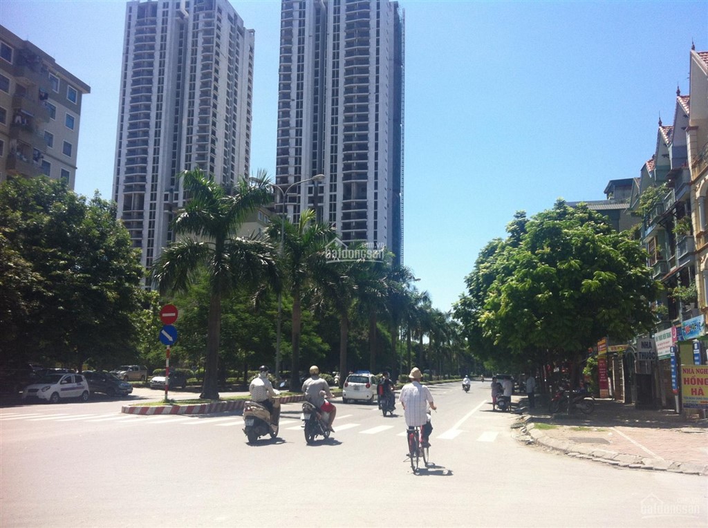 Bán liền kề văn quán, mặt đường nguyễn sơn hà thông ra phùng hưng, 100m2*5t, 24 tỷ 0903 491 ***