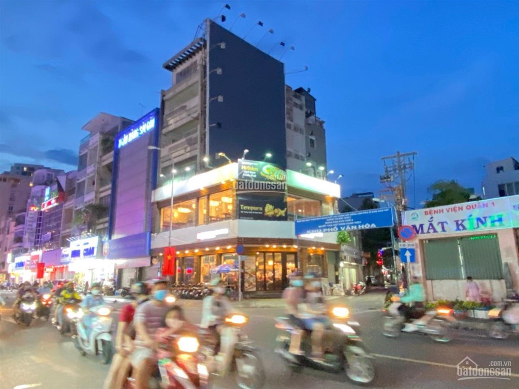 Cho thuê góc 2 mặt tiền 342 hai bà trưng và bà lê trân, q1, dt 10x18m, 1 trệt 1 lầu, dtsd 350m2