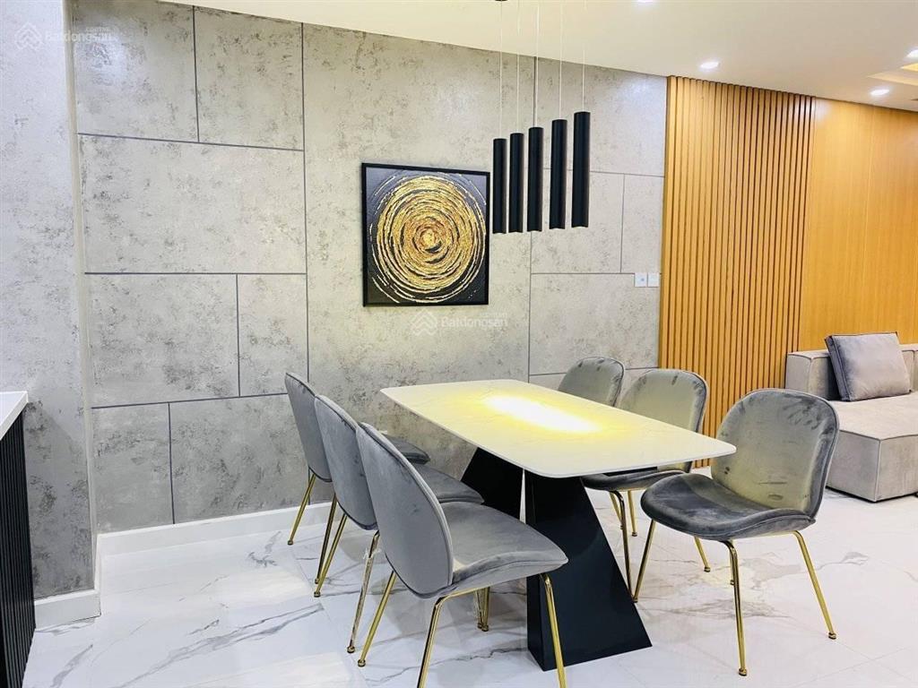 Cho thuê quỹ chcc sunshine center 2 pn giá rẻ ưu đãi từ 15 triệu/tháng.  0965 057 ***