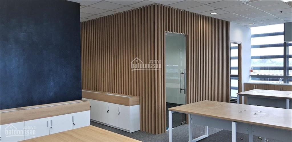 Cho thuê vp đẹp, trung tâm tại đội cấn  ba đình 300m2 giá 200 nghìn/m2/tháng