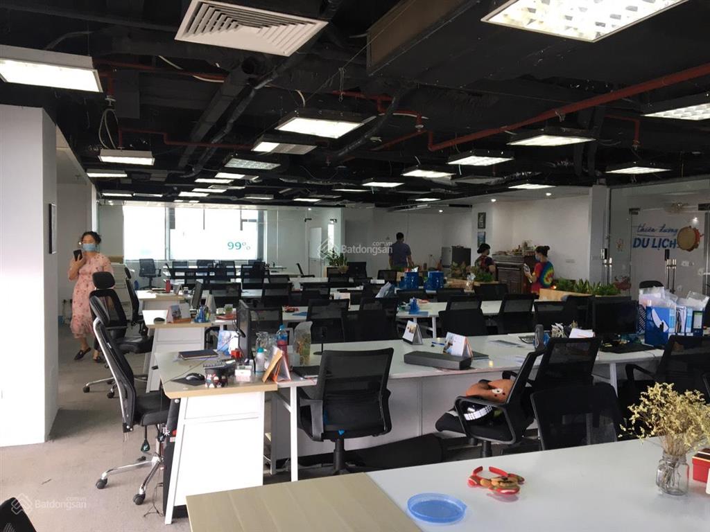 Cho thuê vp tòa ttc  duy tân dt tổng diện tích 1000m2, hỗ trợ chia nhỏ theo nhu cầu