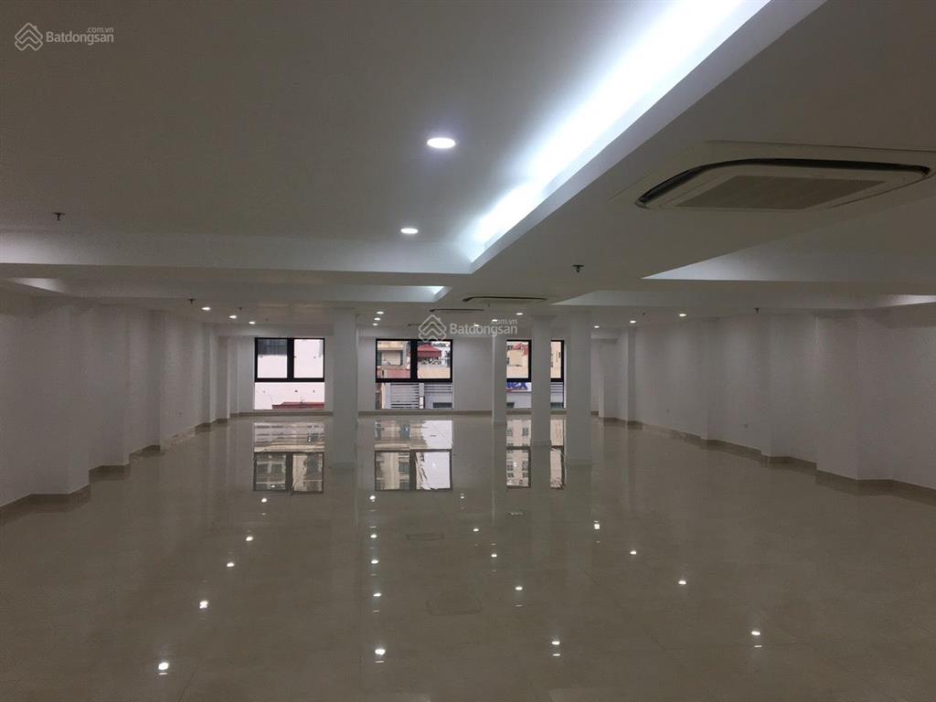 Cho thuê vp tòa ttc  duy tân dt tổng diện tích 1000m2, hỗ trợ chia nhỏ theo nhu cầu