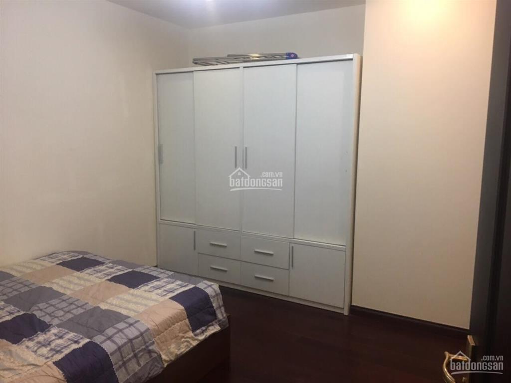 Chính chủ cần bán căn hộ cccc 26 liễu giai tower, ba đình, hà nội giá 6,5 tỷ 0944 040 ***