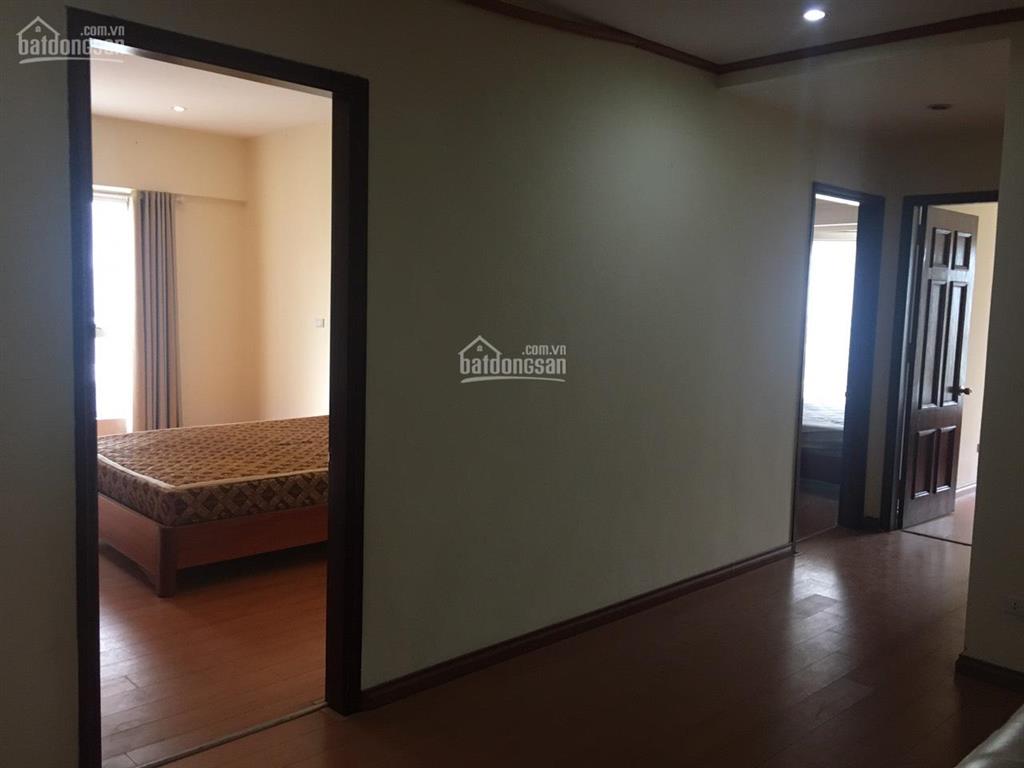 Chính chủ cần bán căn hộ cccc 26 liễu giai tower, ba đình, hà nội giá 6,5 tỷ 0944 040 ***