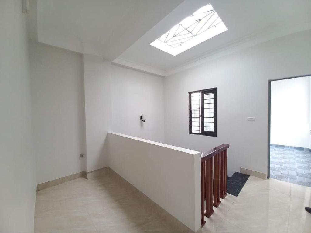 Bán nhà Hoài Đức 42M 4 Tầng, 4 ngủ, ngõ ô tô giá 5.7 tỷ