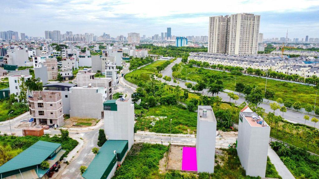 E cần bán gấp lô đất gần Công viên 50m tại khu đất 25,2ha,hàng hiếm, xây nhà rất đẹp,ở rất thích