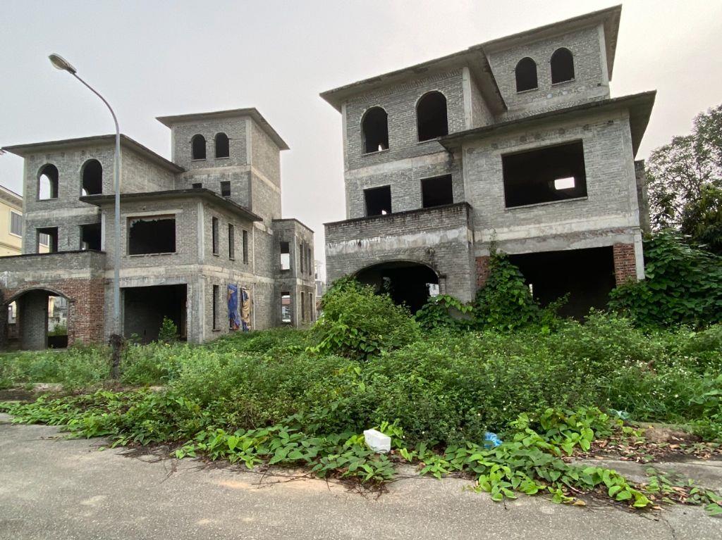 Bán biệt thự mặt hồ Sudico Nam An Khánh, DT 506m2 xây thô, giá 13Xtr/m2