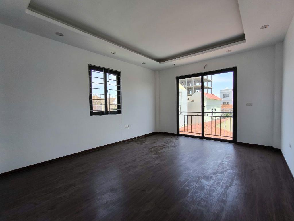 Nhà La Phù, An Khánh ngõ rộng 3,5m, xây 5 Tầng, 3 ngủ khép kín, 4 wc, view thoáng, ô tô đỗ cách 20m