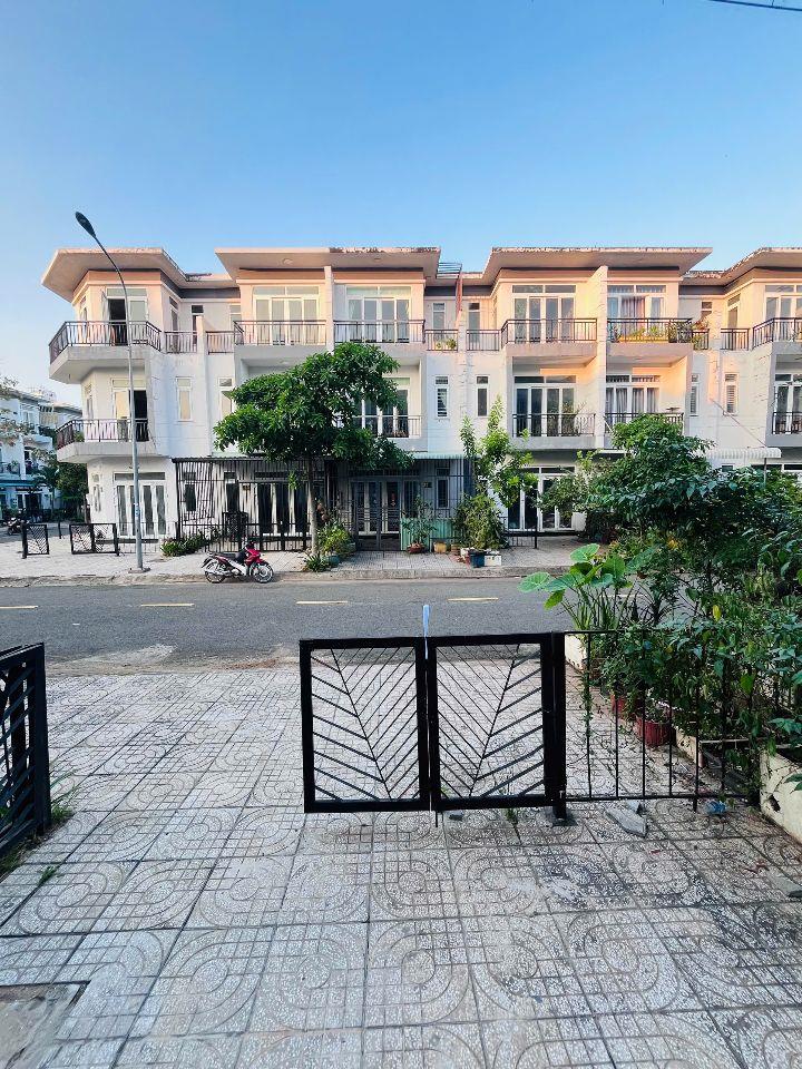 Bán nhà 3 tầng (phúc an city), 5x20m, vị trí đẹp 2 tỷ 800 triệu, sổ hồng riêng