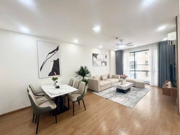 Sốc!Sở hữu ngay căn 3PN ban công mát, nội thất đầy đủ  tại Iris Garden giá chỉ nhỉnh 9 tỷ  | 0974 999 811