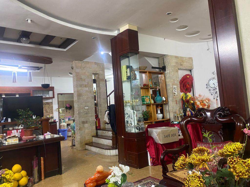 Bán biệt thự phùng khoang, 132m², 5 tầng, đường ô tô 15m, vỉa hè, giảm 1 tỷ, còn 31.9 tỷ
