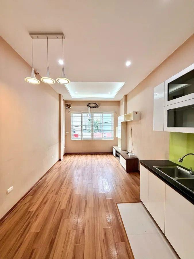 Bán nhà mặt phố hoa bằng, cầu giấy, kinh doanh, 41 m2  chỉ 14.5 tỷ