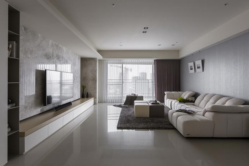 Diamond Park Plaza 
