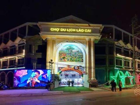 Chợ Du lịch Lào Cai