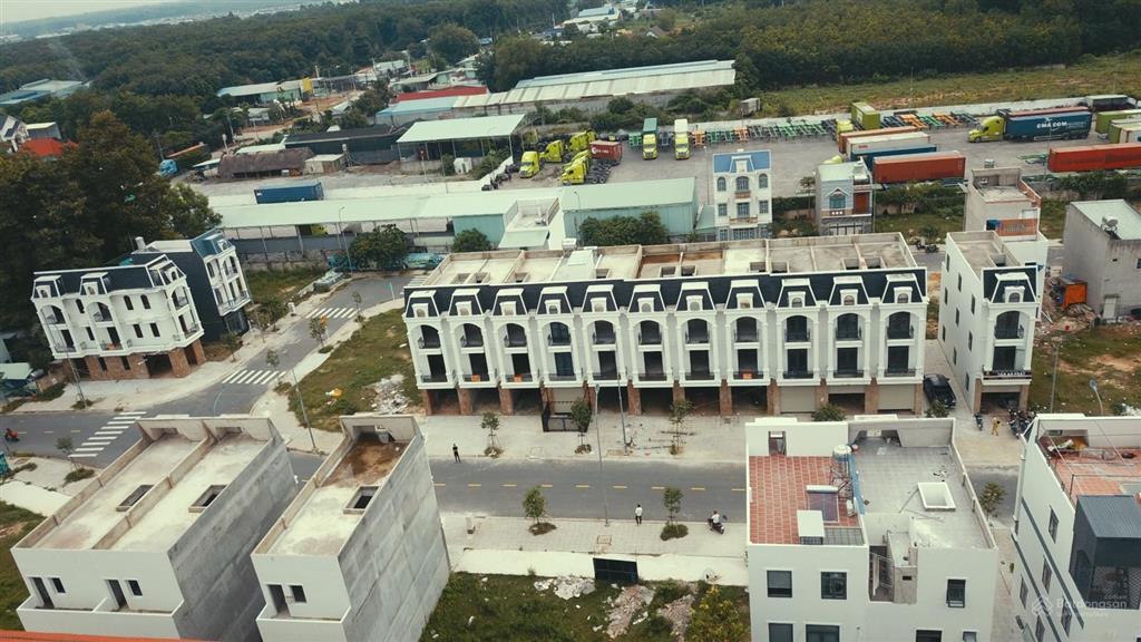 Khu nhà ở Hoàng Lộc