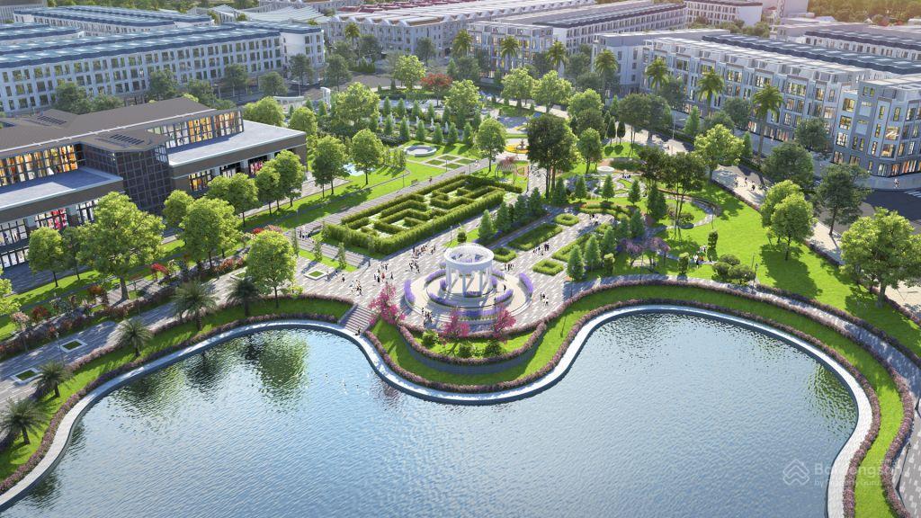 Hoàng Huy Green River