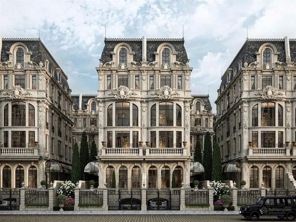 Noble Palace Long Biên